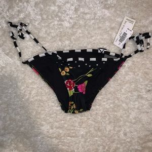 VITAMIN A flower/checkered bikini bottom